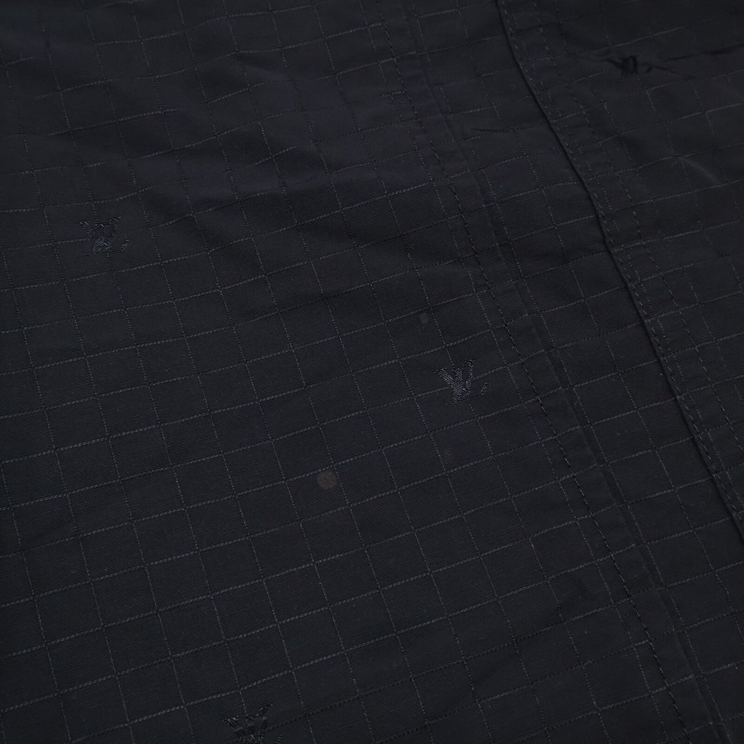 LOUIS VUITTON 路易威登 23SS RM232M YH7 HPP01W 棉质×尼龙 LV老花图案 短裤 下装