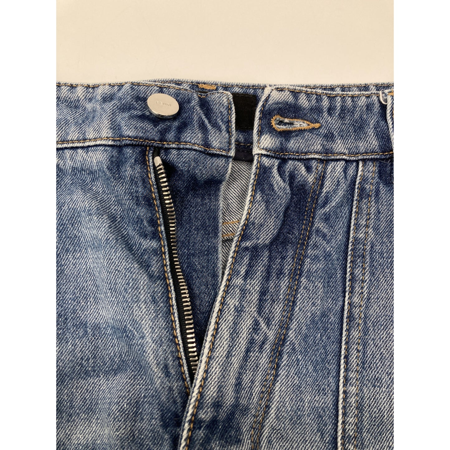 FENDI フェンディ 24年製 FLP358 AS02 ブルー コットン FFメタルプレート ジップフライデニムハーフパンツ ボトムス