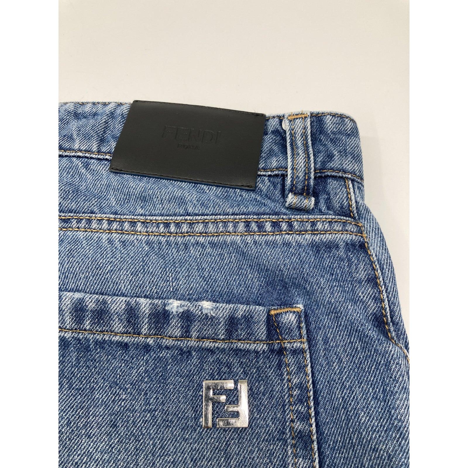 FENDI フェンディ 24年製 FLP358 AS02 ブルー コットン FFメタルプレート ジップフライデニムハーフパンツ ボトムス