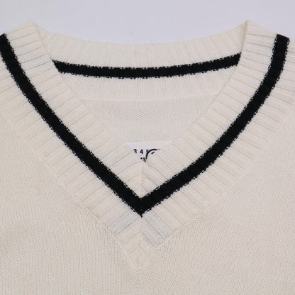 MM6 Maison Margiela 25SS SH0HN0002 White Logo Design V-Neck Pullover Knit Top