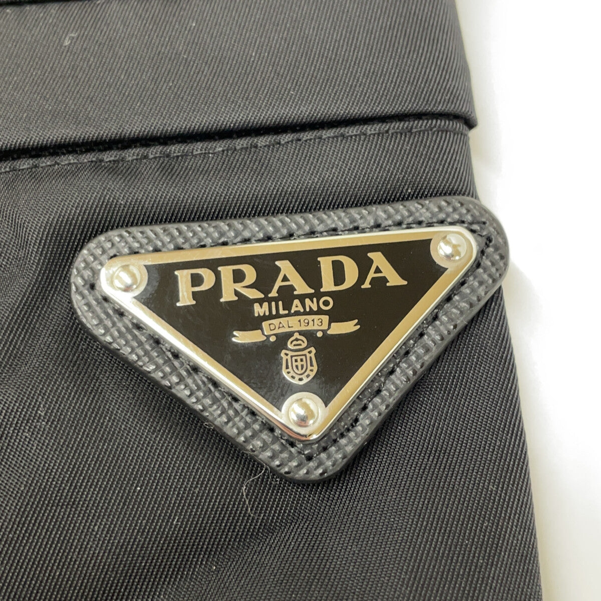 PRADA 普拉达 135698 21年 黑色 Re Nylon 拼接尼龙袖 三角徽标 T恤 上衣