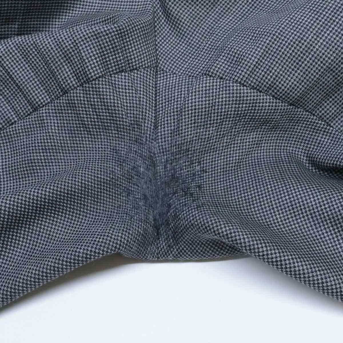 TOM FORD 21AL41 322R83 Glen check wool peak-lapel 2-button single-breasted suit set-up