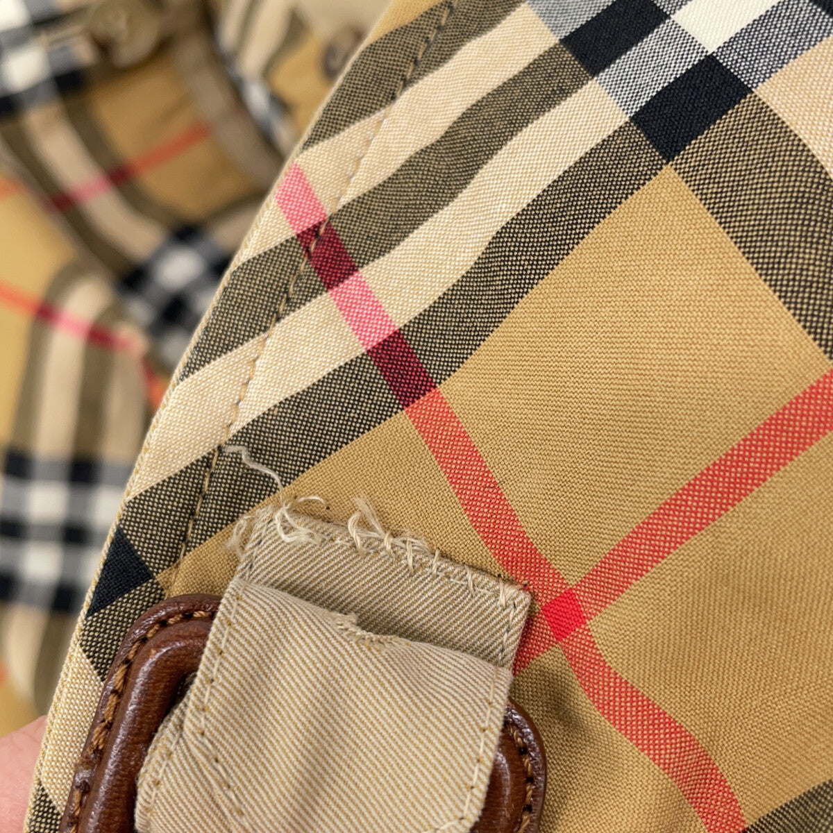 BURBERRY 博柏利 4073483 米色 THE KENSINGTON/肯辛顿 风衣 外套
