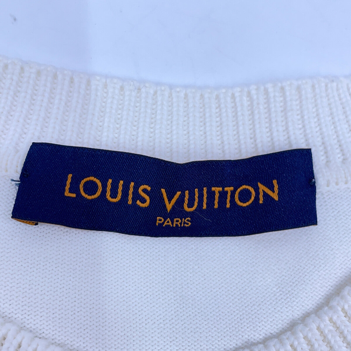 LOUIS VUITTON White Hook Detail Signature Short-Sleeve Knit Top