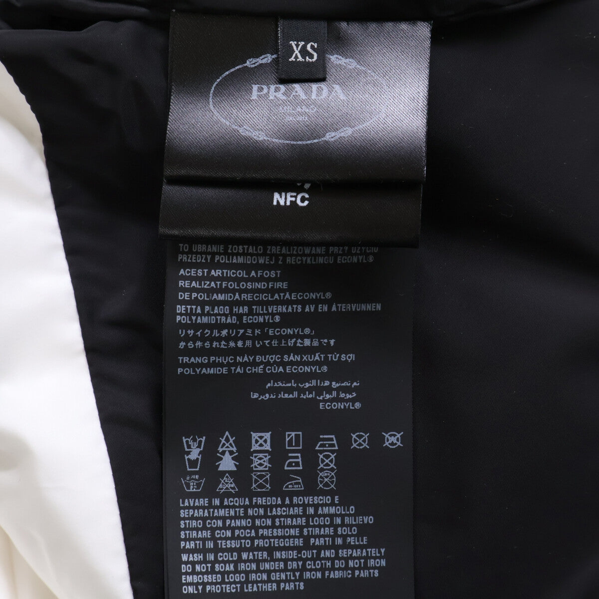 【新品同/国内正品】29R698 Re-Nylon Logo短款羽绒夹克 XS 女士