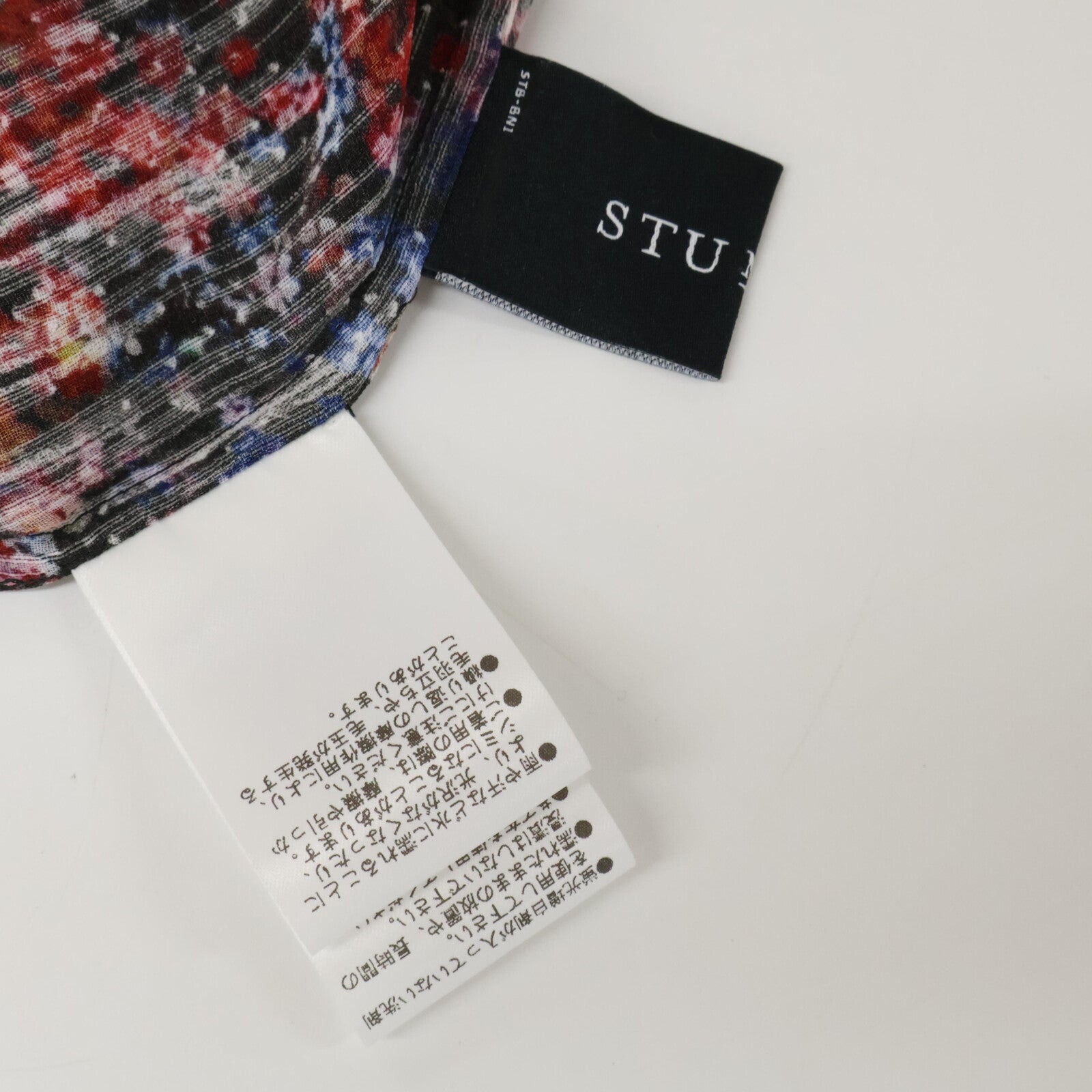 STUMBLY スタンブリー 【新品未穿/25AW】535-5210004 迷你花卉印花蝴蝶结女衬衫/上衣