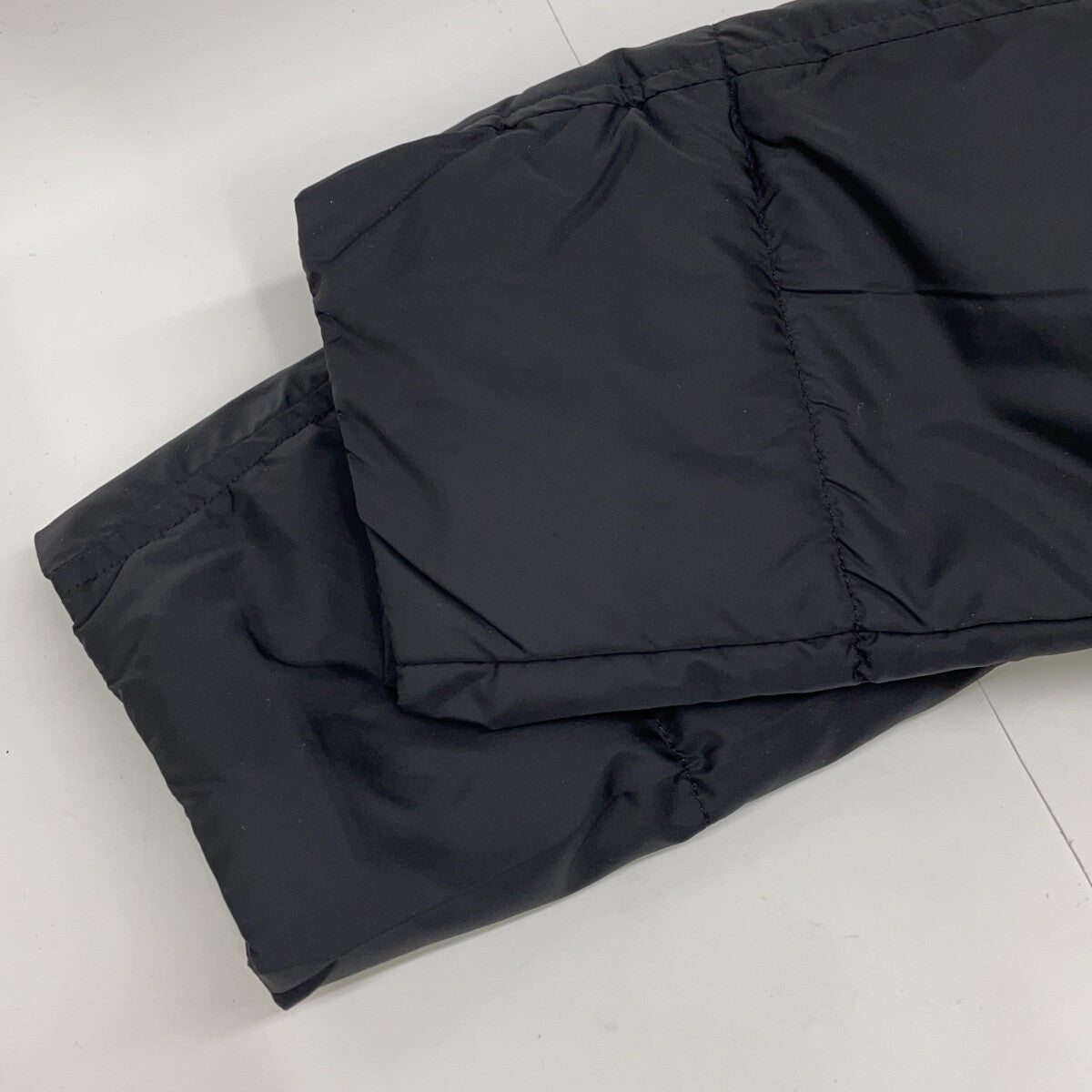 【国内正品】PI0557U 拼接连帽羽绒服 48 男士