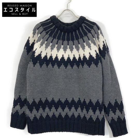 1piu1uguale3 ウノピゥウノウグァーレトレ MRK262-WOL152 ｸﾞﾚｰ NORDIC BIG CREW ﾉﾙﾃﾞｨｯｸｸﾙｰﾈｯｸﾆｯﾄ トップス V