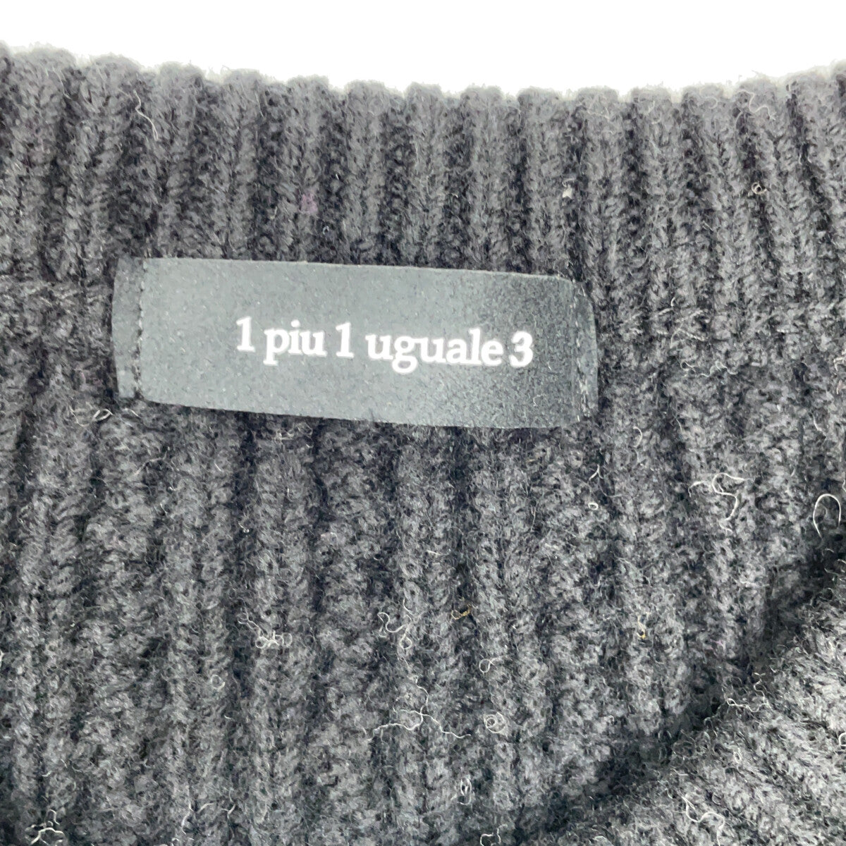 1piu1uguale3 Uno Piu Uno Uguale Tre 【美品】MRK278-WNY043 CRAZY CABLE CREW Logo刺绣 圆领毛衣/上衣