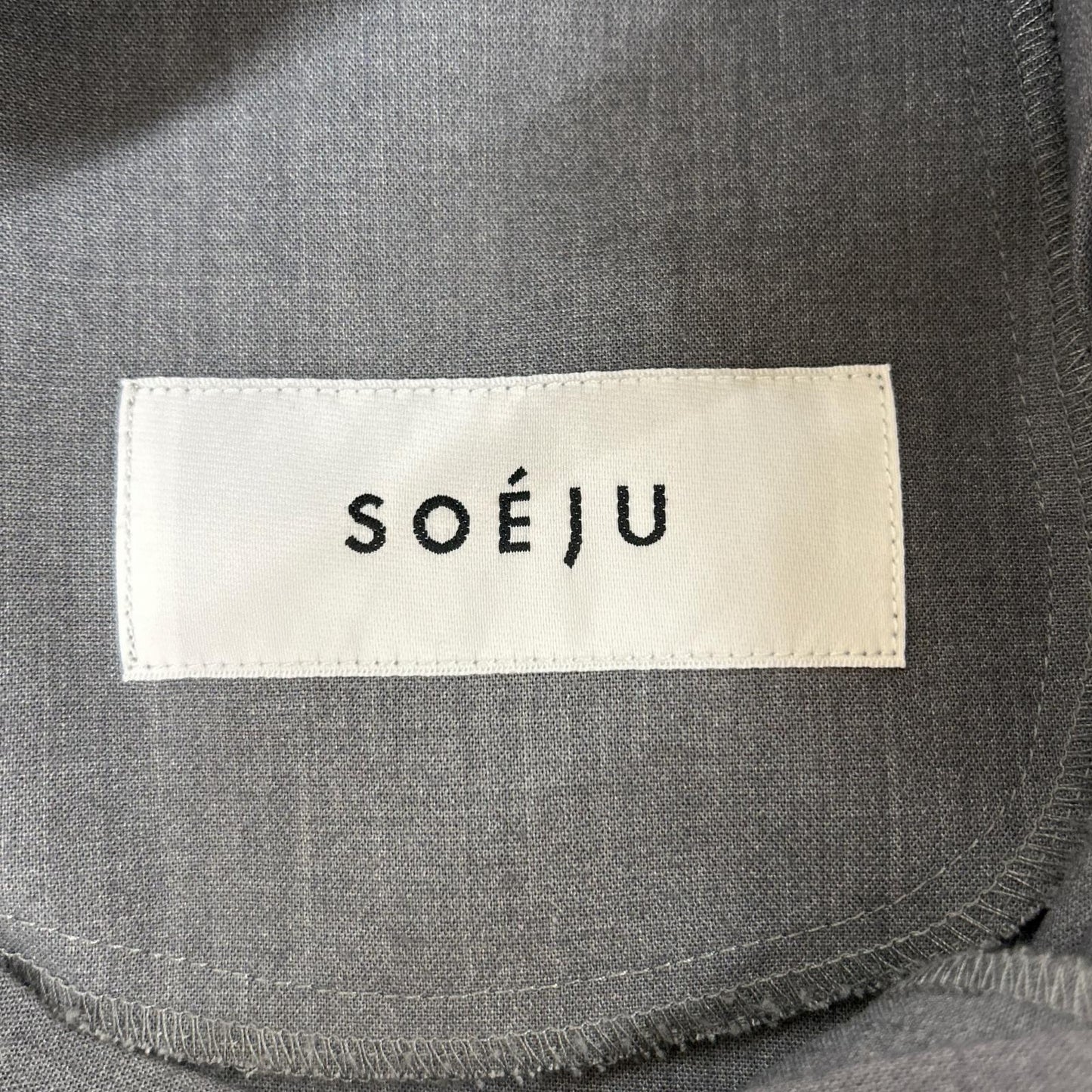 SOEJU Gray Wool-like Tuck Pants Bottoms L