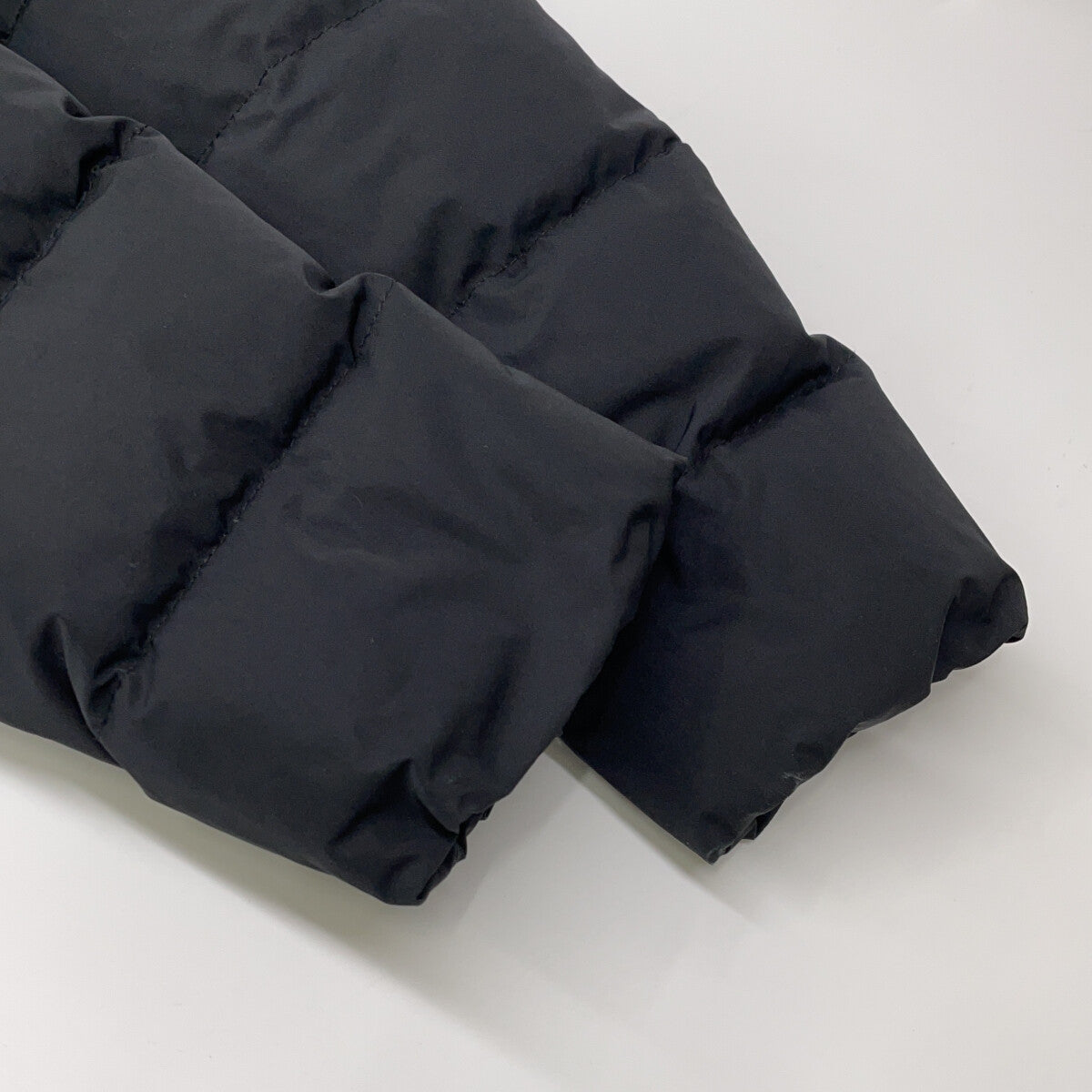 WOOLRICH ウールリッチ 【UNITED ARROWS別注】WWCPS2868 ﾌﾞﾗｯｸ PUFFY PRESCOTT ﾌｰﾃﾞｨﾀﾞｳﾝｼﾞｬｹｯﾄ コート S