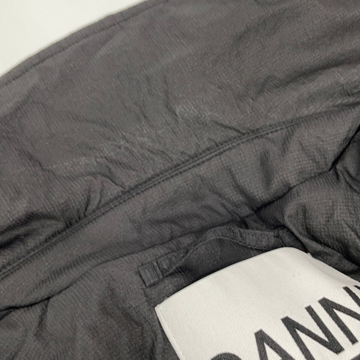 GANNI GANNI 24AW 6747 黑色 Quilt Raglan Midi Coat/绗缝插肩中长款大衣