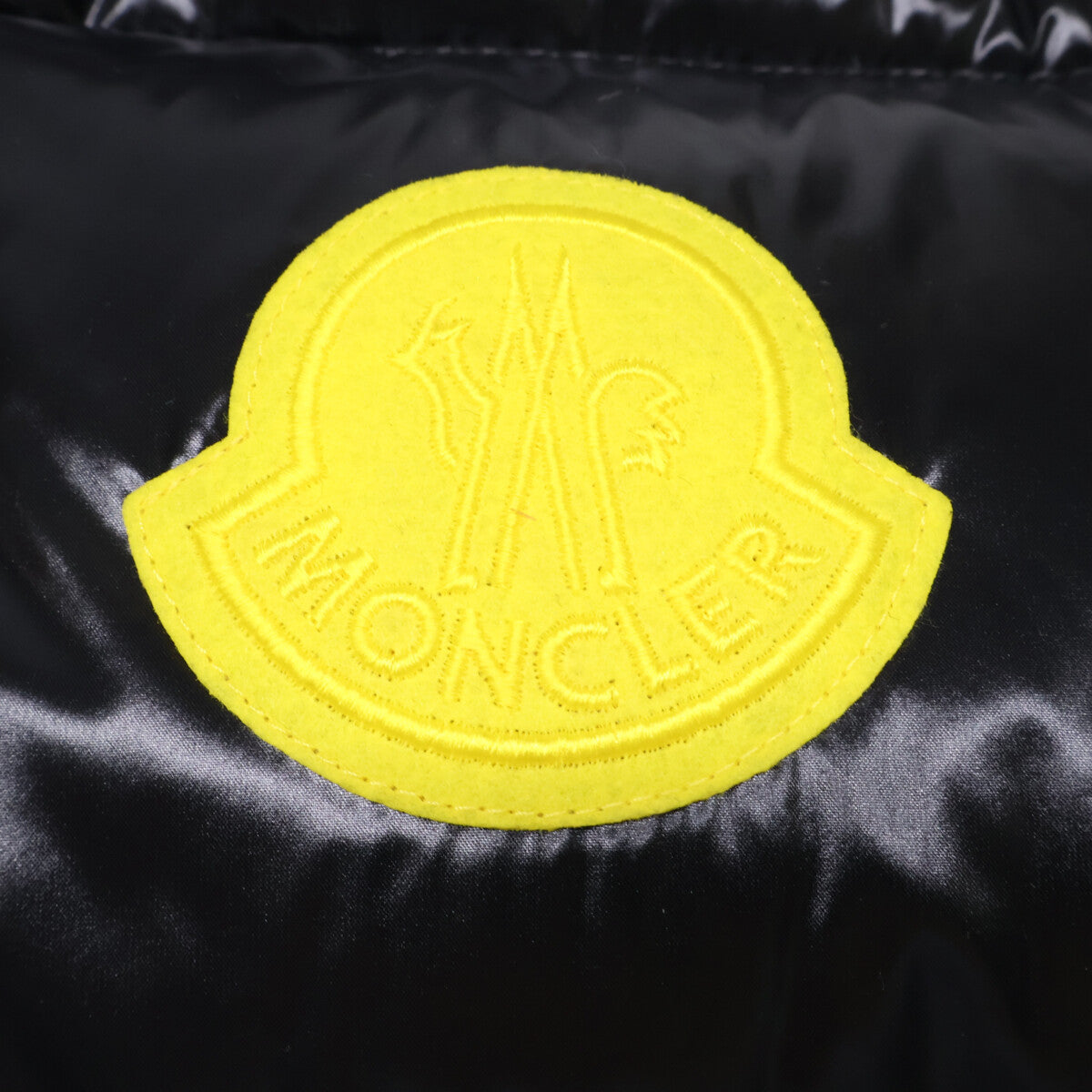 MONCLER 盟可睐 美品 24AW SUMIDO 毡制贴片 羽绒马甲 夹克