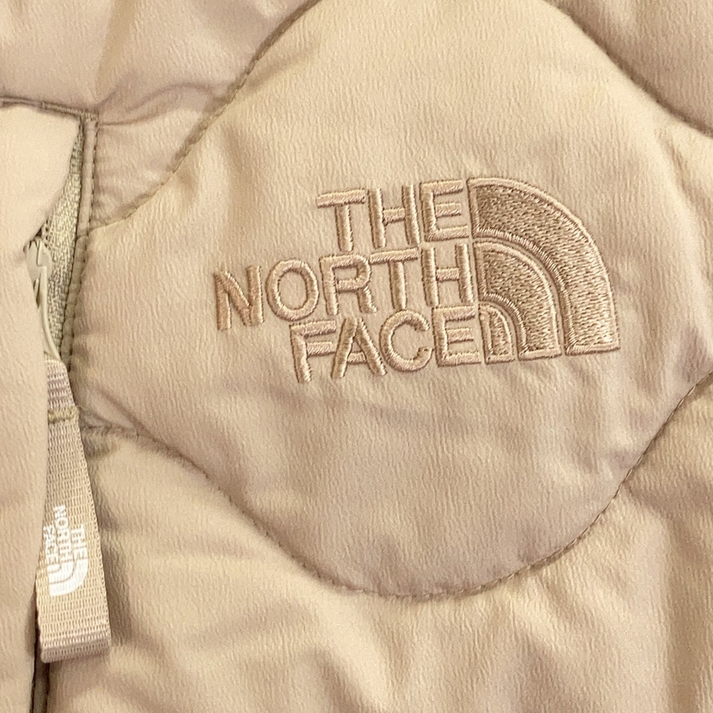 THE NORTH FACE ノースフェイス NJ3NP56K ベージュ FACE ESSENTIAL LIGHT T JACKET キルティングノーカラージャケット ジャケット