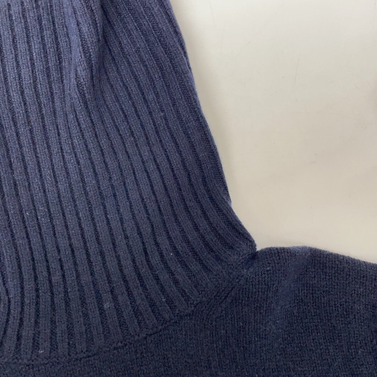 Loro Piana 诺悠翩雅 FAG3537 海军蓝 100%小山羊绒 高领针织套头衫 上衣 38