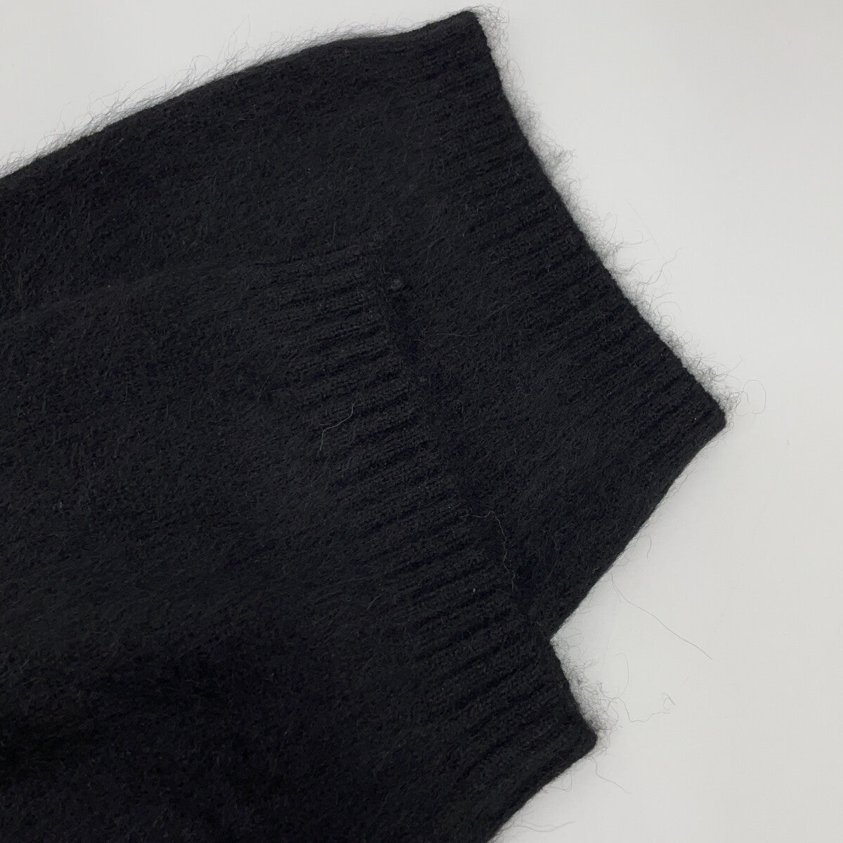 Pale Jute 24AW PJ2024AW-17 Black 100% Wool 5-Sleeve Knit Pullover Top M