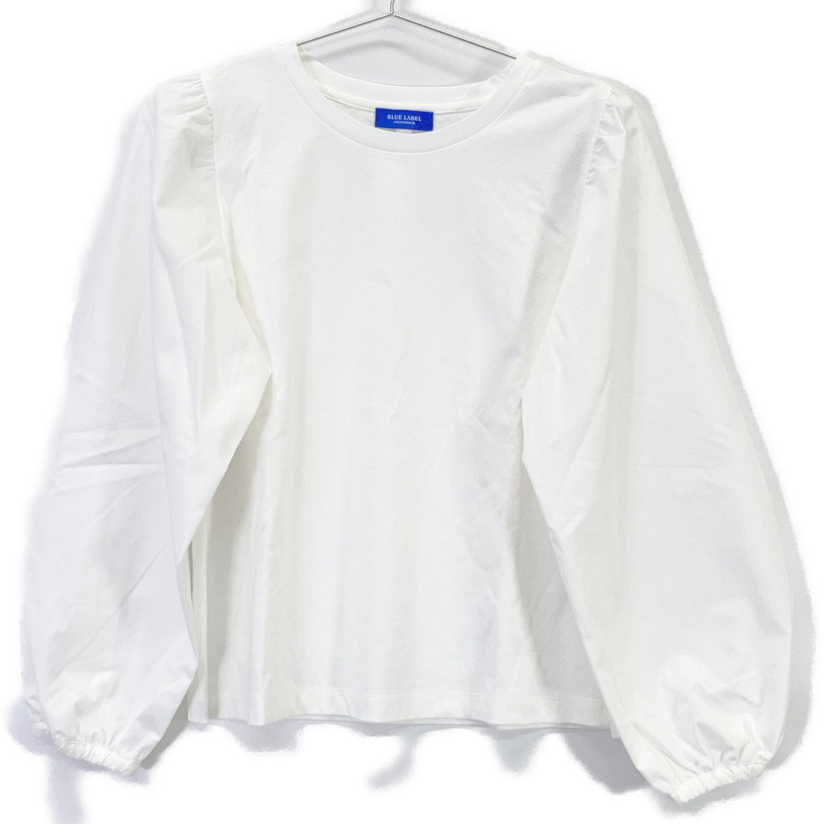 BLUE LABEL CRESTBRIDGE 2025 Ivory x White Knit Vest with Cut and Sew Top 38