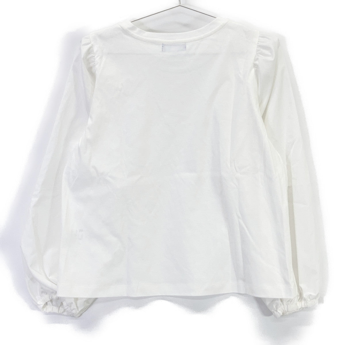 BLUE LABEL CRESTBRIDGE 2025 Ivory x White Knit Vest with Cut and Sew Top 38
