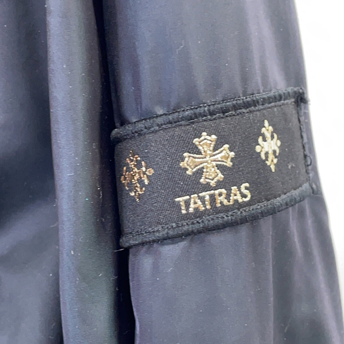 TATRAS タトラス LTA20S4784 20SS 黑色 BULAGORA 布拉戈拉 羽绒夹克 夹克