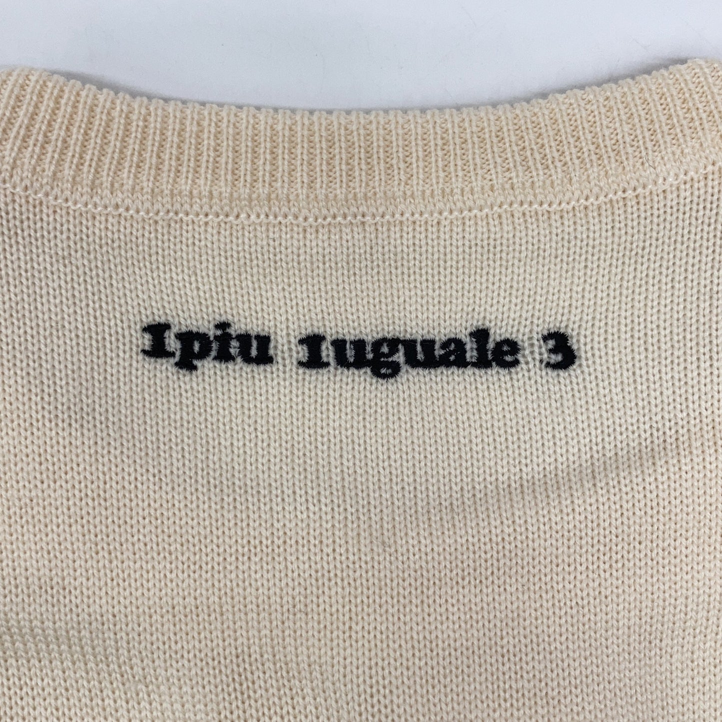 1piu1uguale3 ウノピゥウノウグァーレトレ 【×DISNEY】MRK220-WOL102 オフホワイト MICKEY MOUSE SWEATER ミッキーマウスニット トップス