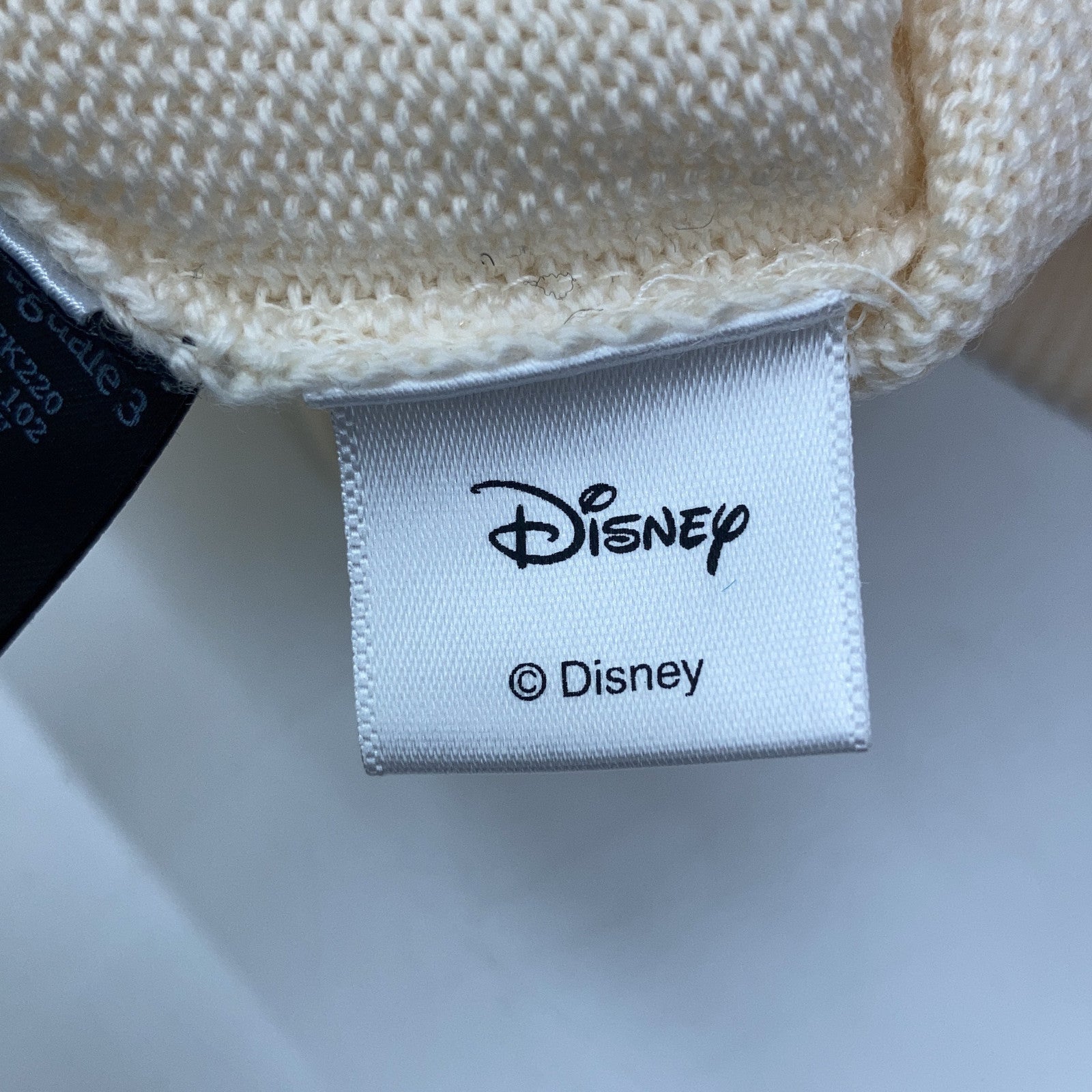 1piu1uguale3 ウノピゥウノウグァーレトレ 【×DISNEY】MRK220-WOL102 オフホワイト MICKEY MOUSE SWEATER ミッキーマウスニット トップス