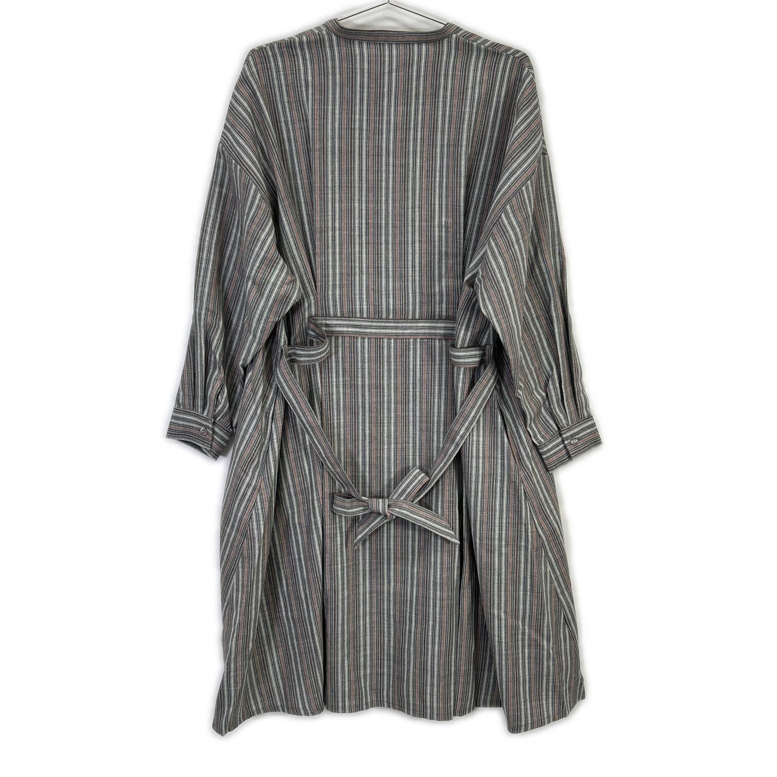 IS-O-029A ｸﾞﾚｰ ｽﾄﾗｲﾌﾟｼｬﾂﾜﾝﾋﾟｰｽ ワンピース F レディース