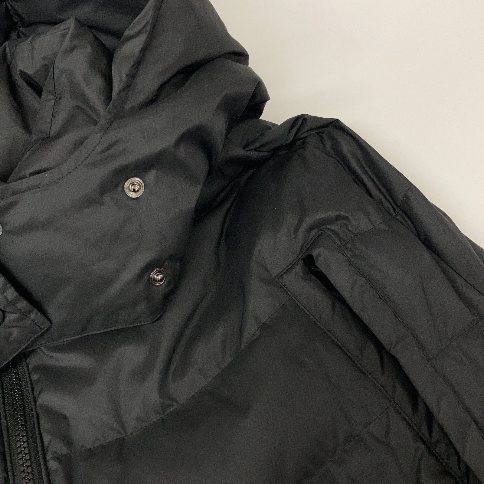 theory luxe Theory Luxe 03-3409605 23AW 黑色带帽斗篷羽绒服 披风 夹克