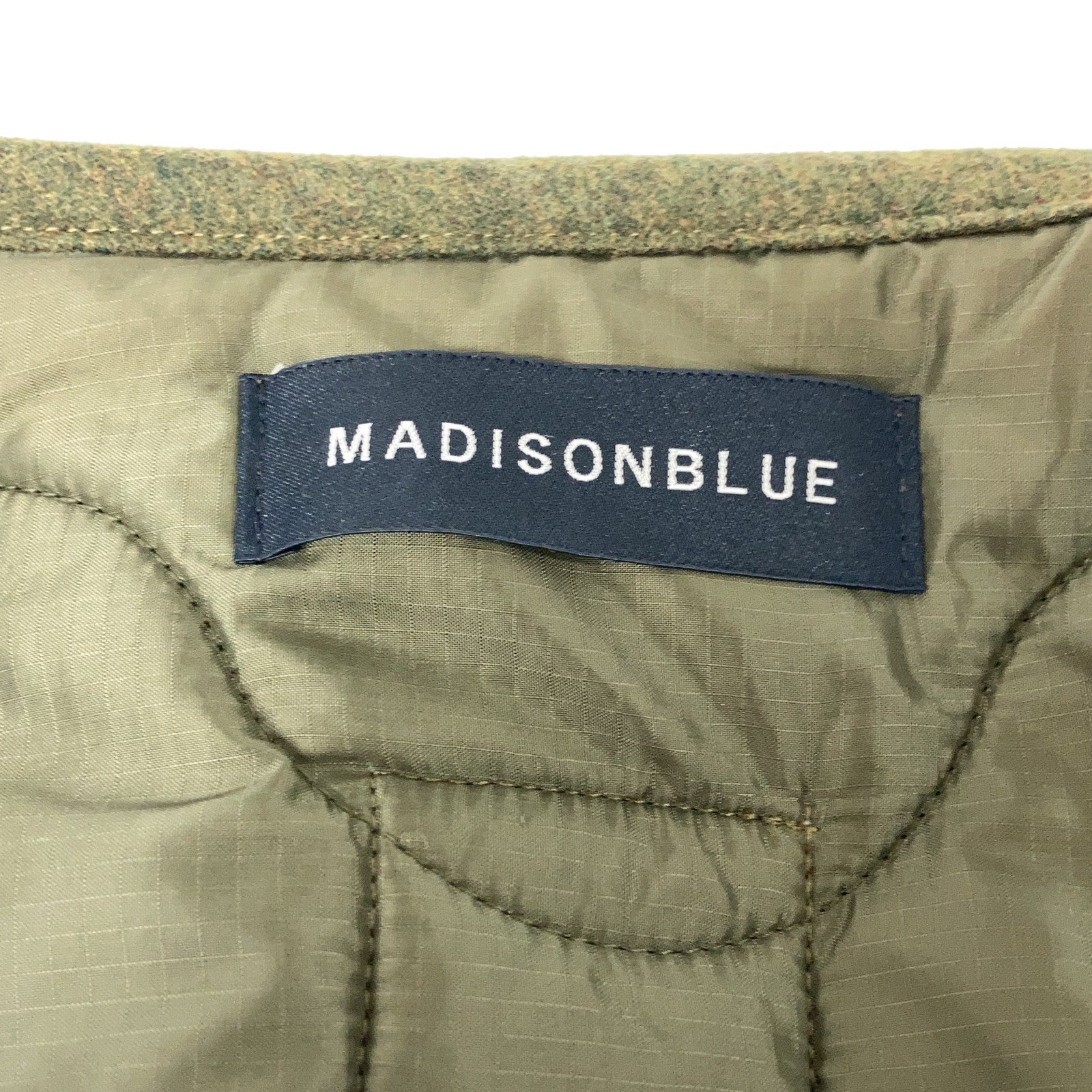 MADISON BLUE MB194-2028 Khaki Wool x Nylon Front Ribbon Flannel Quilted Coat