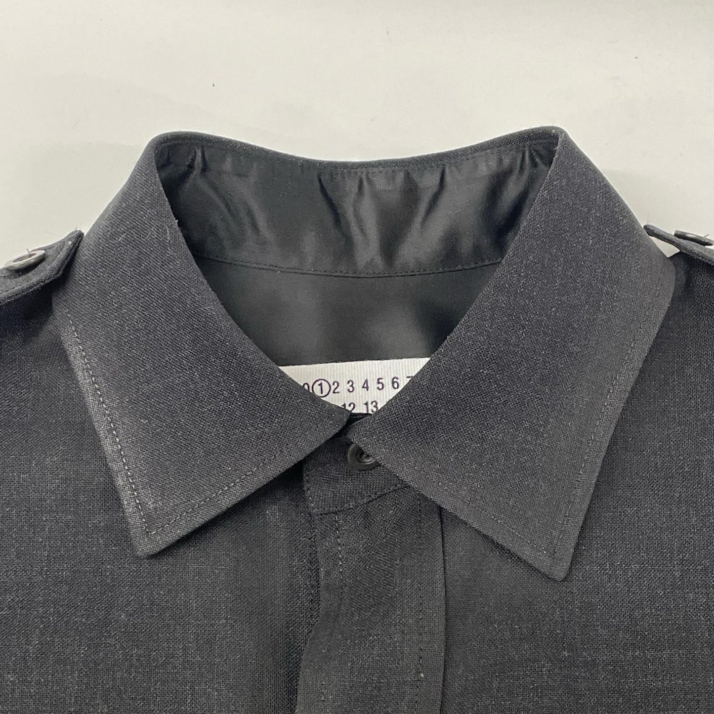 Maison Margiela 马吉拉 25AW S50DT0059 军装羊毛长袖衬衫 上衣