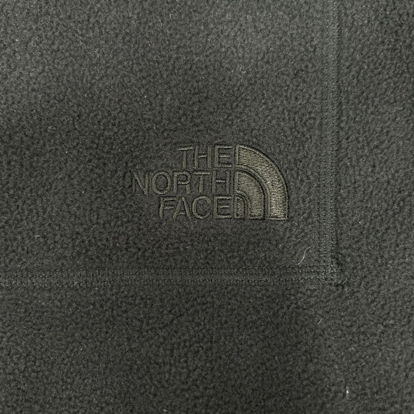 THE NORTH FACE NL62531 Black Field Fleece Half Zip Top