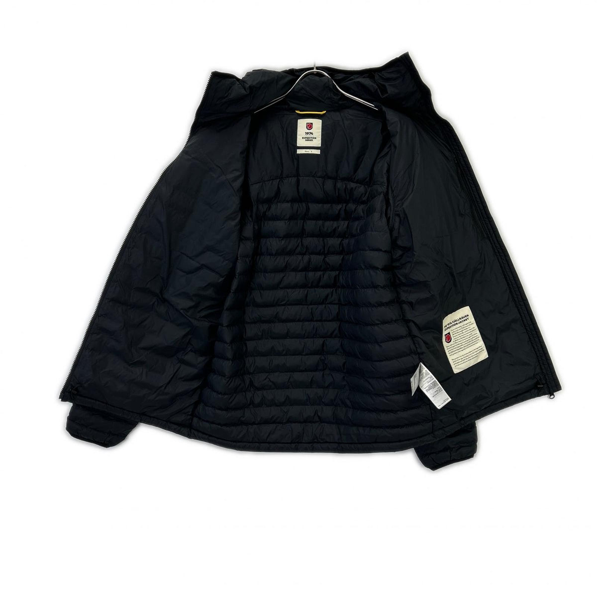 FJALLRAVEN フェールラーベン 86119 ブラック Expedition Latt Hoodie M フーデットパテッドジャケット ジャケット