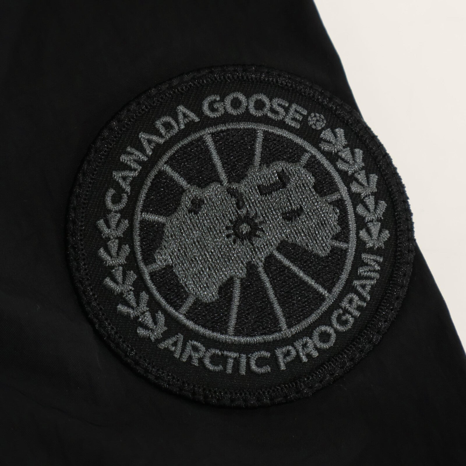 CANADA GOOSE Canada Goose [Mint Condition] 2440MB Faber Hoody Black Label Faber Hoodie Jacket