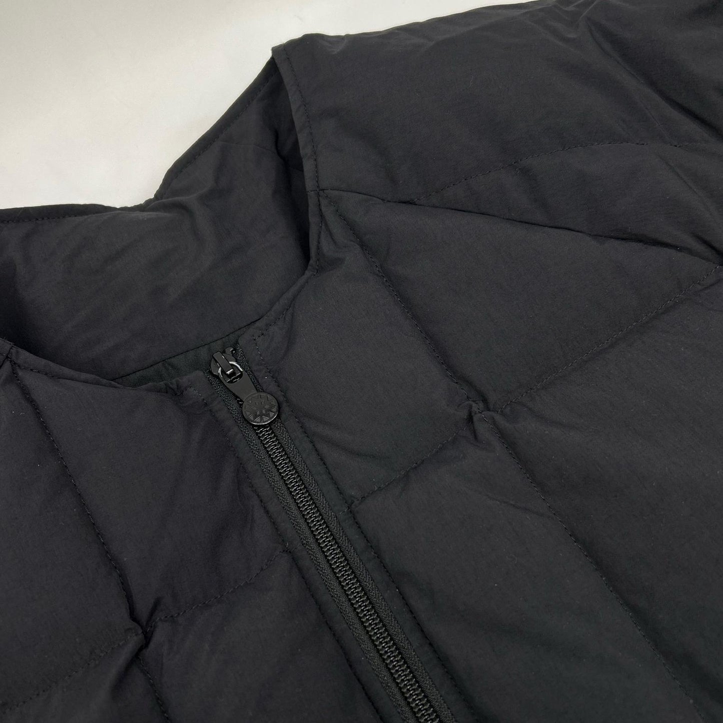 PYRENEX ピレネックス HMQ044 ブラック NEIL ノーカラーダウンコート コート