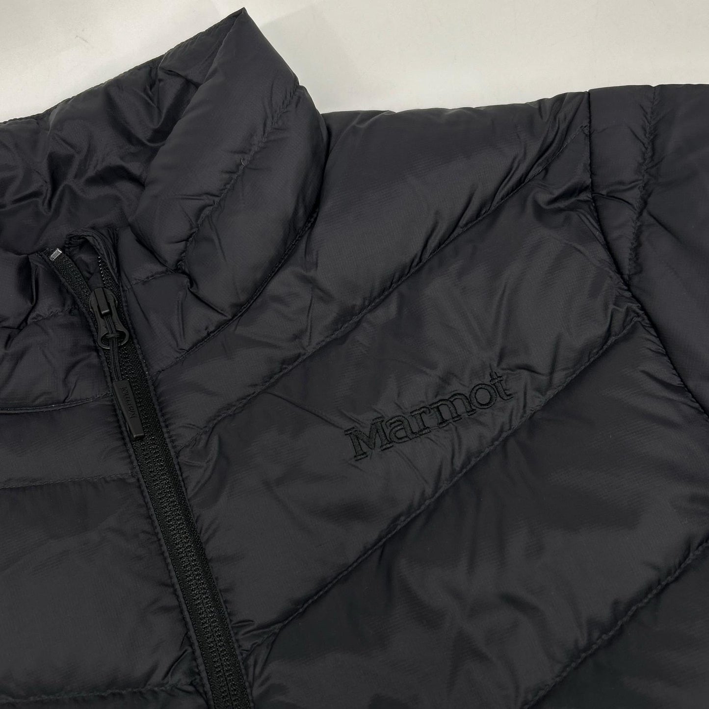 Marmot 土拨鼠 MTFW25MDW011 黑色 750蓬松度羽绒服 夹克 M
