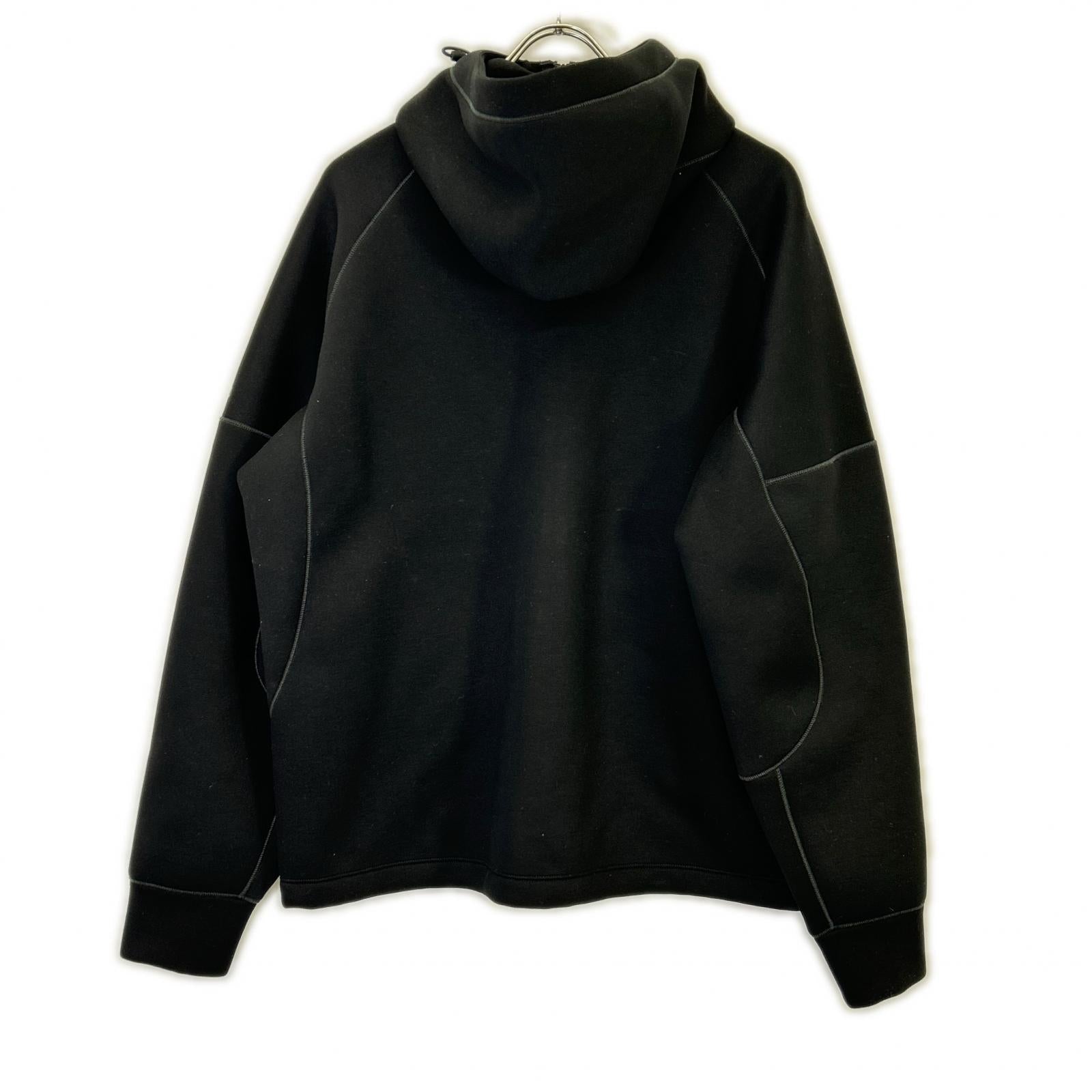STONE ISLAND ストーンアイランド 23SS K2S156100031 S0213 ブラック レーヨン ロゴ刺繍 ドローコードジップフーディ トップス