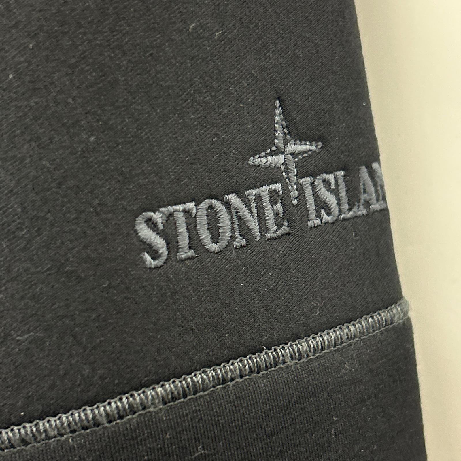 STONE ISLAND ストーンアイランド 23SS K2S156100031 S0213 ブラック レーヨン ロゴ刺繍 ドローコードジップフーディ トップス
