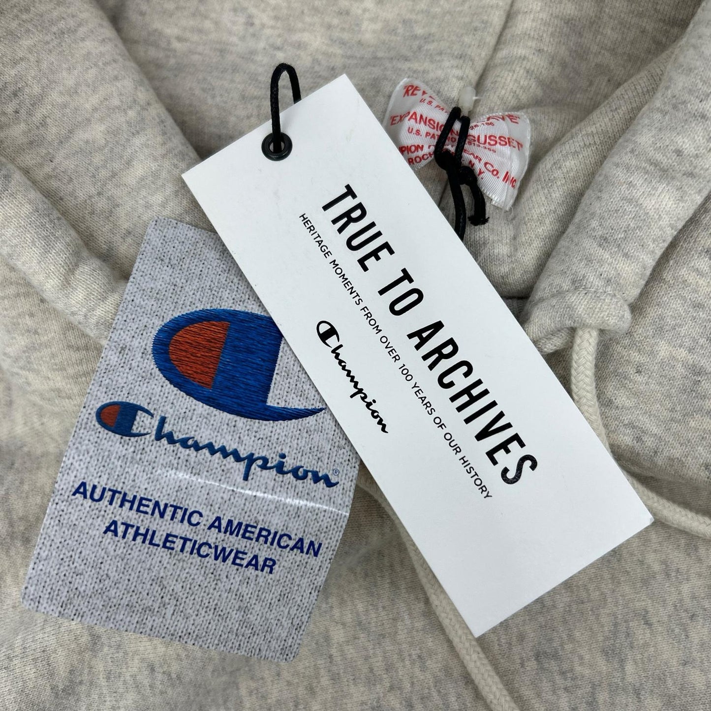 Champion C3-Q131 TRUE TO ARCHIVES Silver Gray Reverse Weave After Hooded Sweatshirt Top