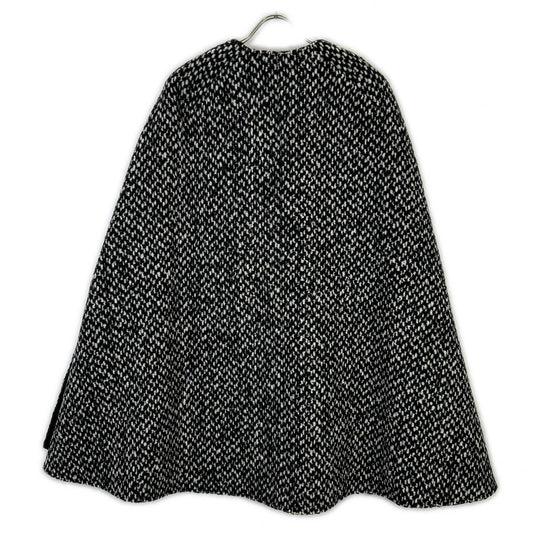 MADISONBLUE MB194-2022 Black x White Wool Mohair Side Slit Collarless Cape Coat Coat 01 (S)