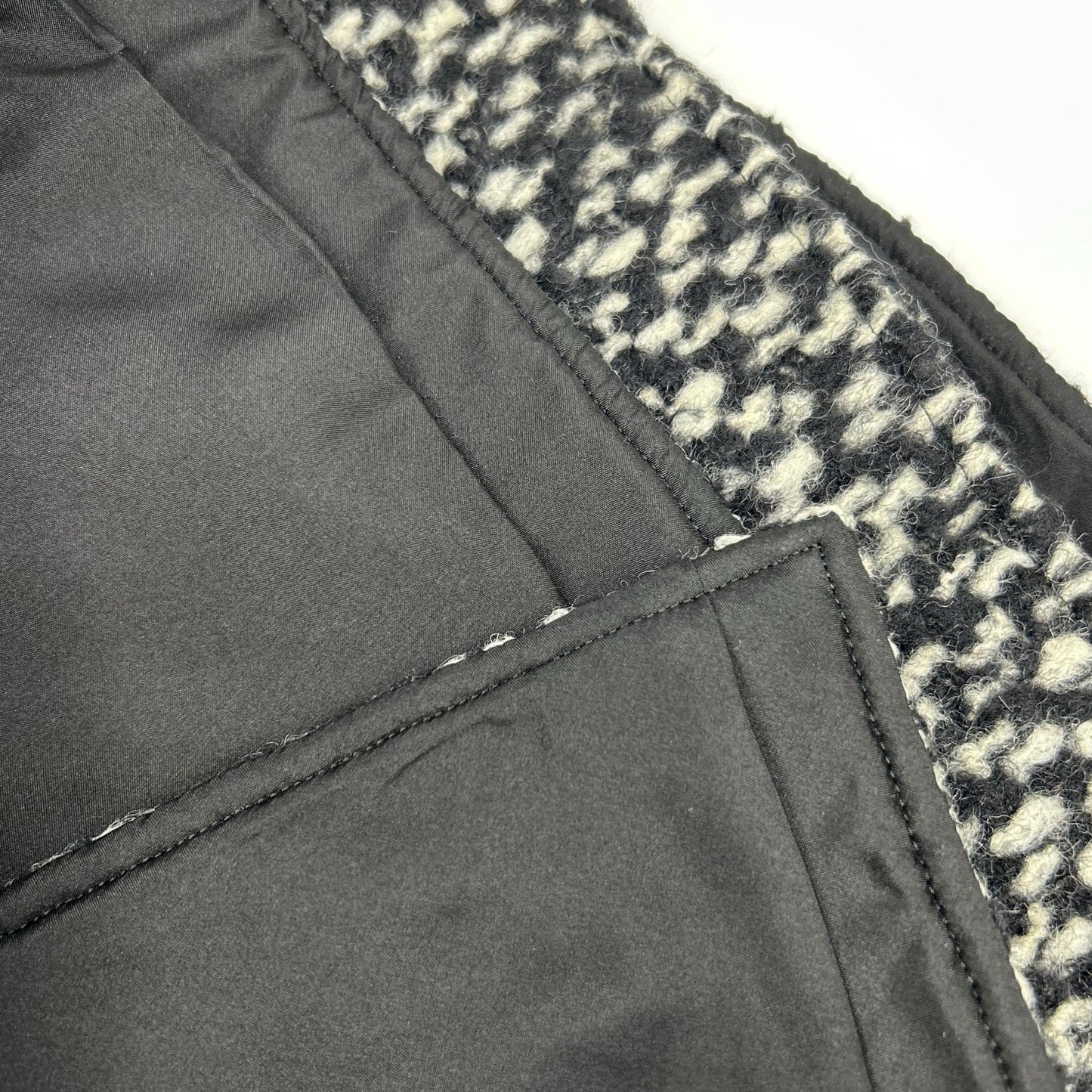 MADISONBLUE MB194-2022 Black x White Wool Mohair Side Slit Collarless Cape Coat Coat 01 (S)