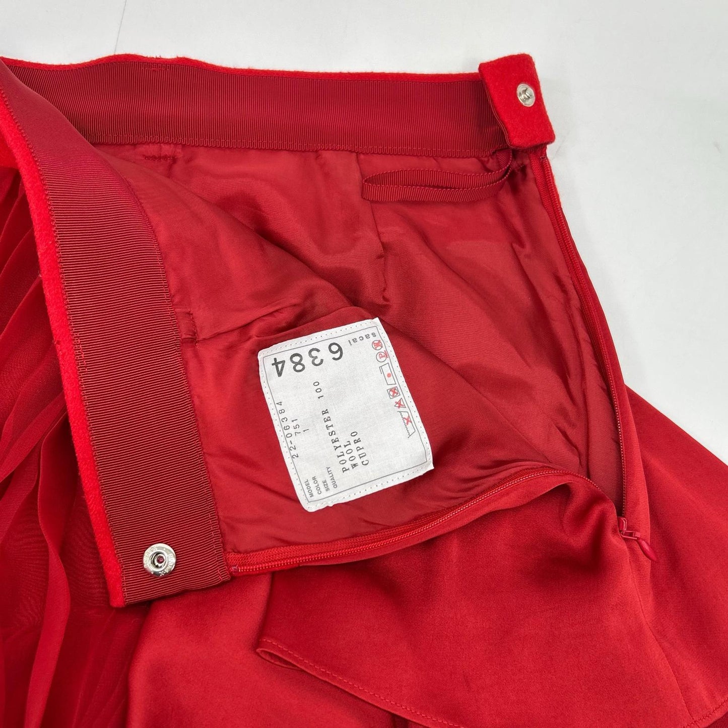 sacai 22-06384 Red Satin x Pleated Chiffon Mix Asymmetrical Skirt/Suiting Mix Skirt