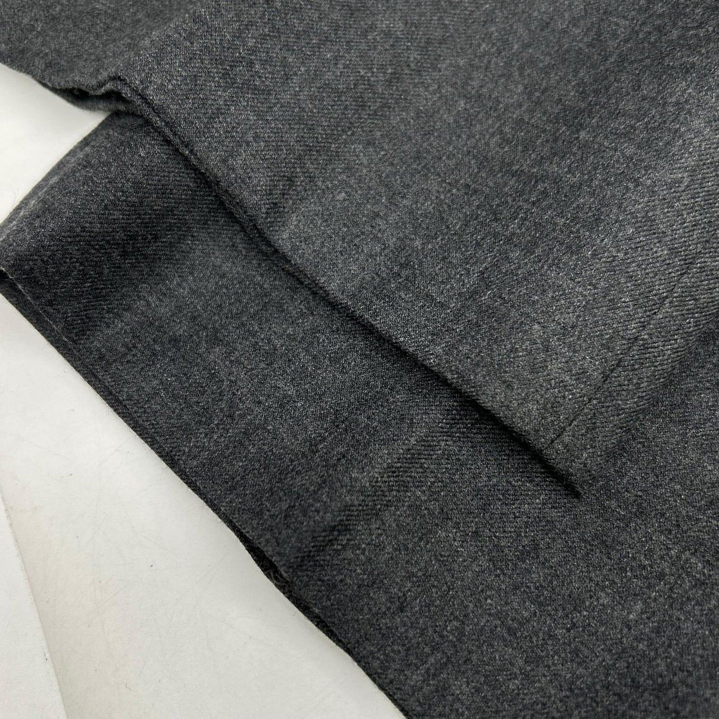 19-20-3760 Gray Wool Center-Pleated Tapered Slacks Bottoms 34 Men's