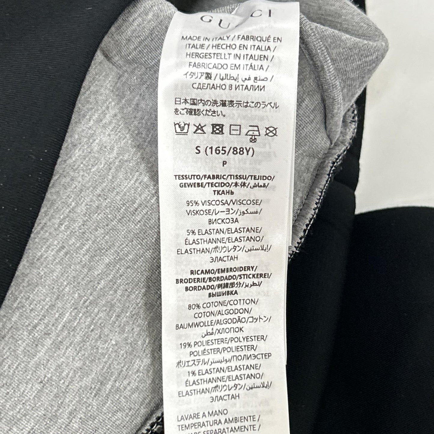 GUCCI 古驰 几乎全新 国内专柜 798544 XJHMQ 黑色 粘纤 正面徽标 运动衫连帽卫衣 上衣