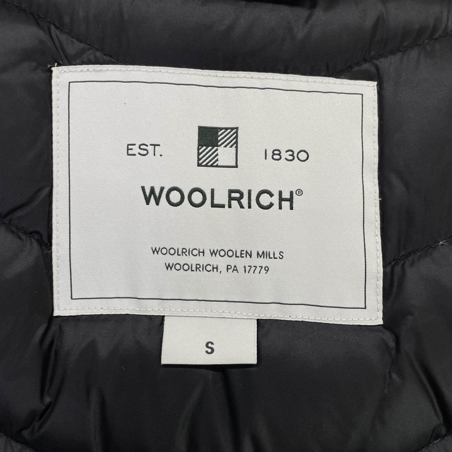 WOOLRICH ウールリッチ WWCPS2807 ブラック BOW BRIDGE/ボウブリッジ ラビットファー フーデッドダウンコート ジャケット