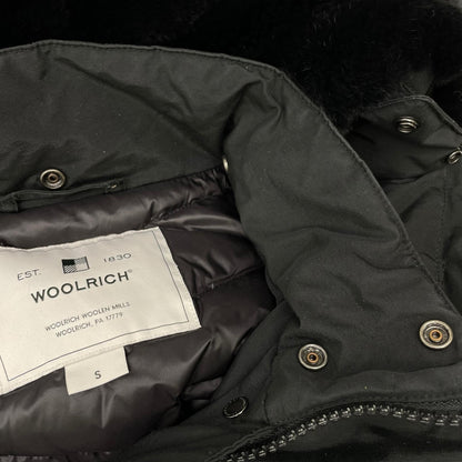 WOOLRICH ウールリッチ WWCPS2807 ブラック BOW BRIDGE/ボウブリッジ ラビットファー フーデッドダウンコート ジャケット