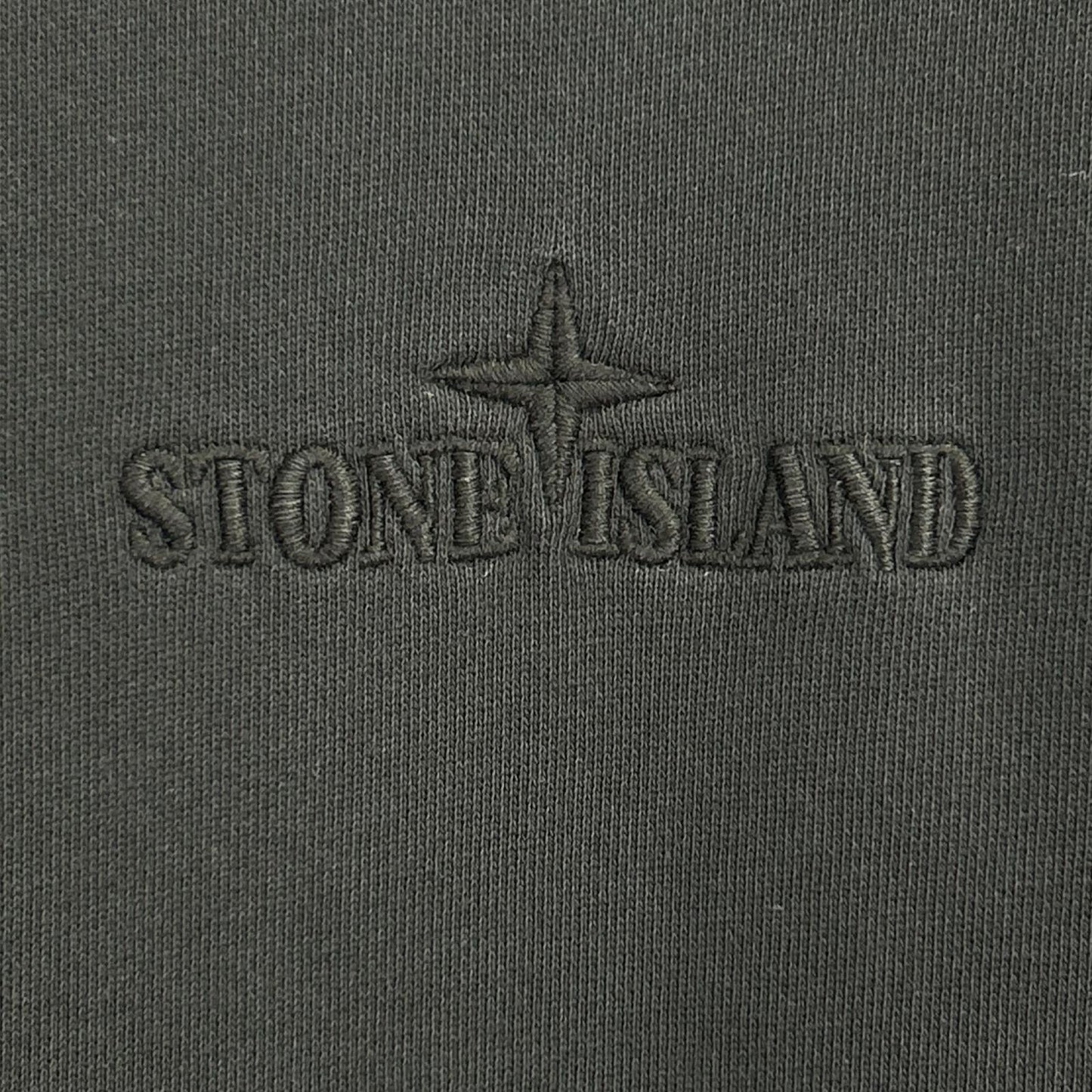 STONE ISLAND ストーンアイランド K1S156100667 S0124 ブラック コットン混 ロゴ刺繍 クルーネックスウェットプルオーバー トップス