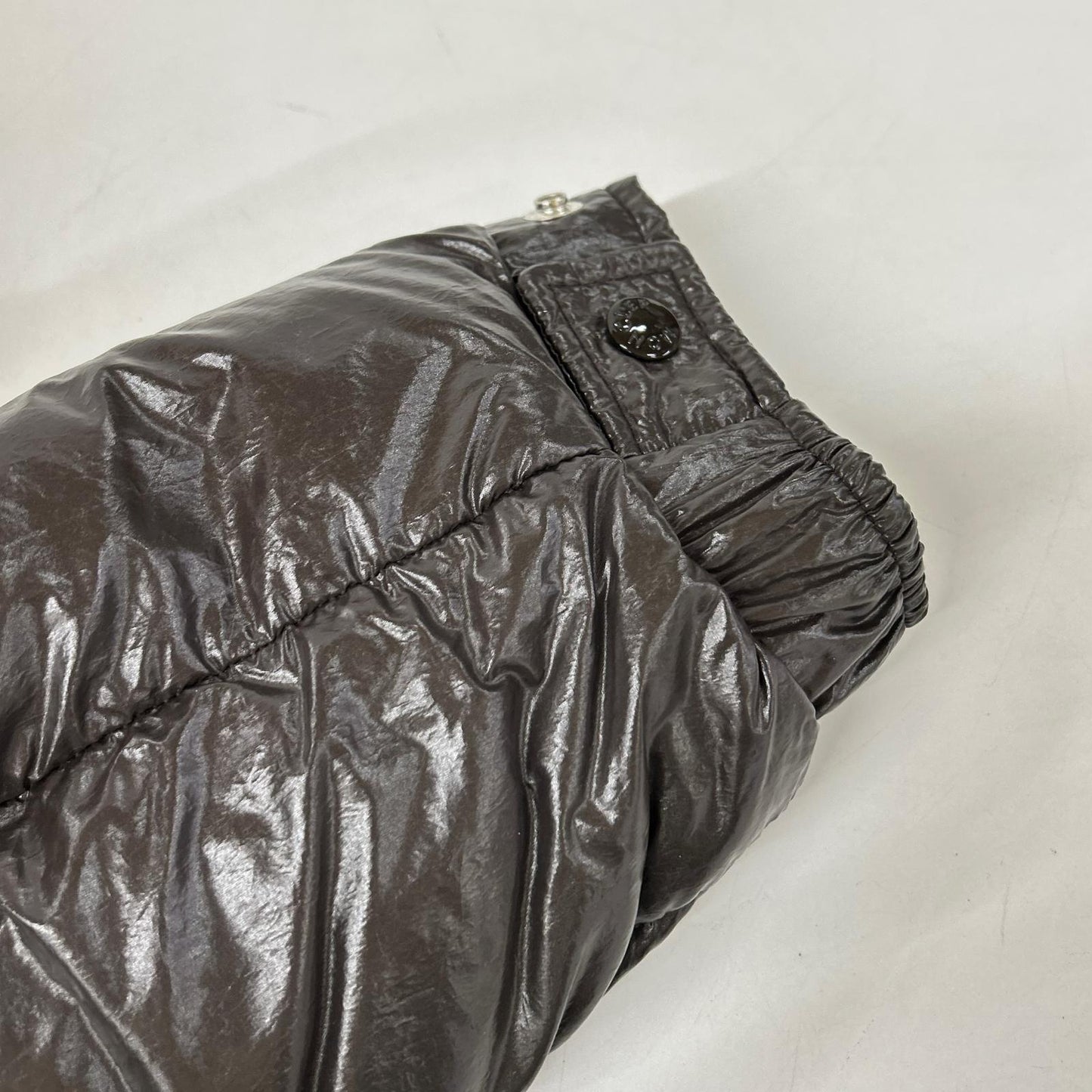 [Like new] 70th Anniversary MAYA 70 Hand-Gradation Hooded Down Jacket, Size 4, Men's