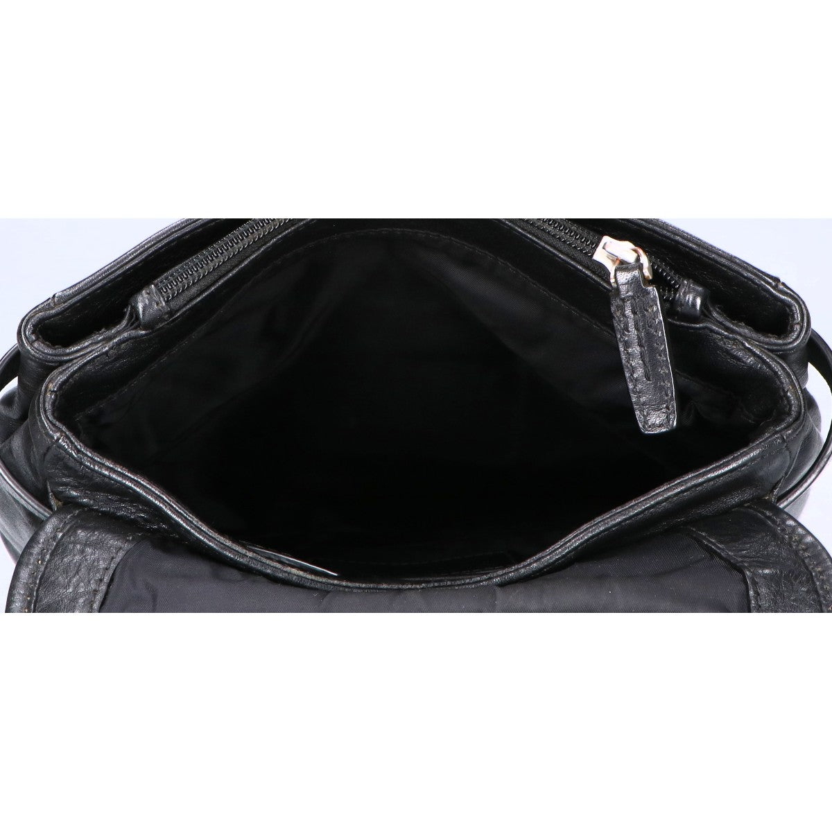 TUMI トゥミ 68151D Laredo Leather Silverton Flap Pouch ラレード シルバートン フラップポーチ ショルダーバッグ