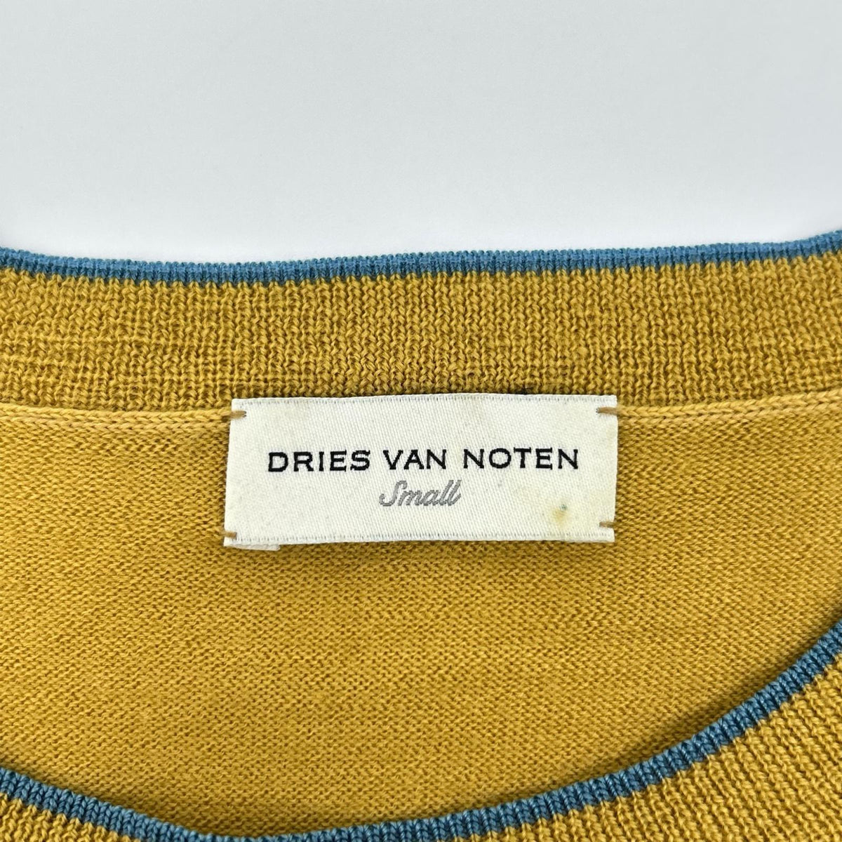 DRIES VAN NOTEN ドリスヴァンノッテン マスタード カラーパイピング クルーネックプルオーバーニット トップス