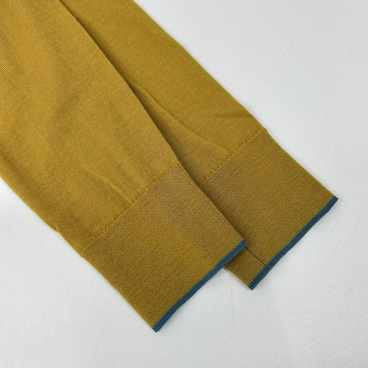 DRIES VAN NOTEN ドリスヴァンノッテン マスタード カラーパイピング クルーネックプルオーバーニット トップス