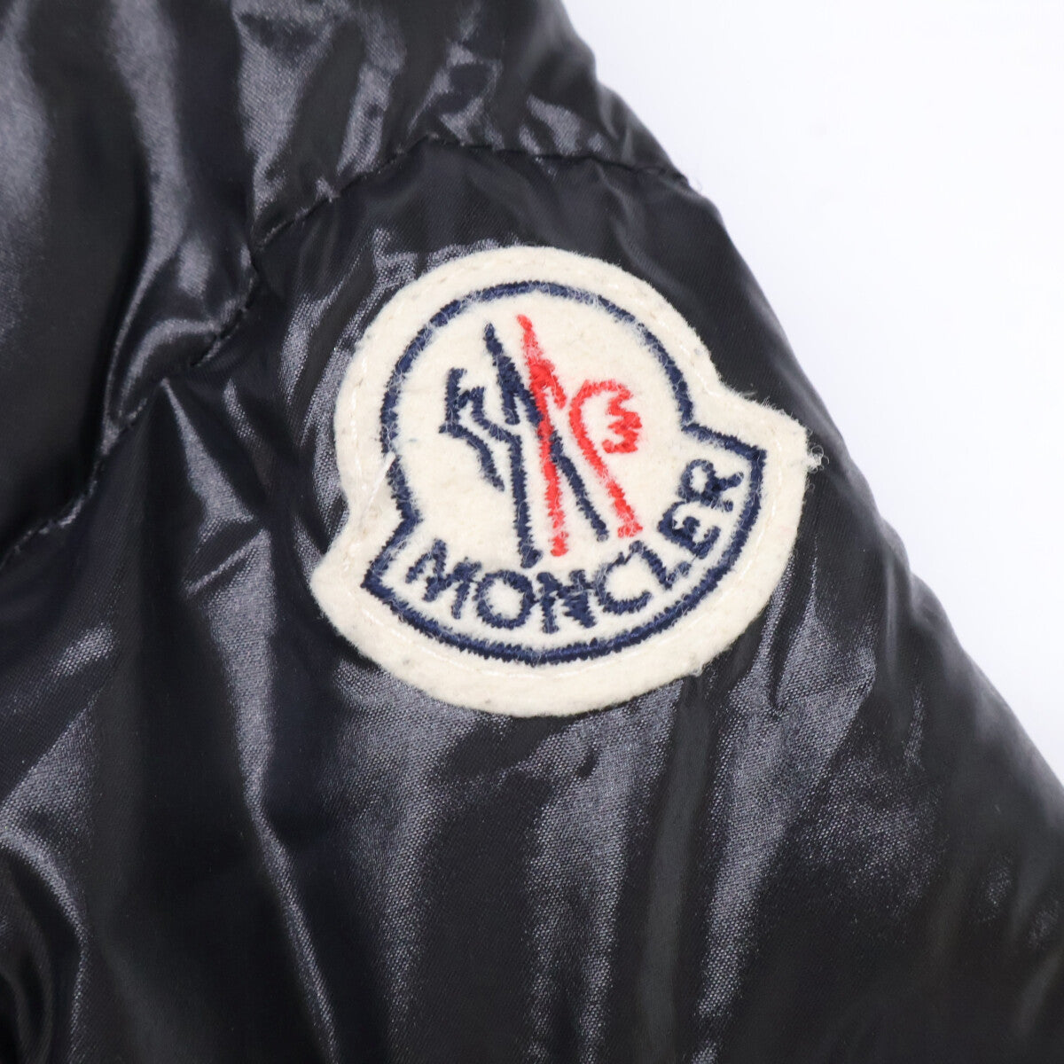 MONCLER 盟可睐 D20934934425 FULMAR 带毛领连帽长款羽绒服